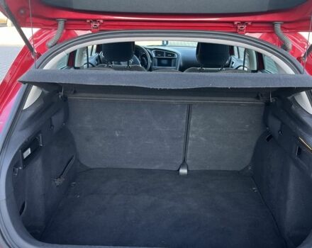 Красный Ситроен С4, объемом двигателя 1.6 л и пробегом 170 тыс. км за 6500 $, фото 7 на Automoto.ua