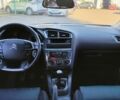 Красный Ситроен С4, объемом двигателя 1.59 л и пробегом 320 тыс. км за 4500 $, фото 16 на Automoto.ua