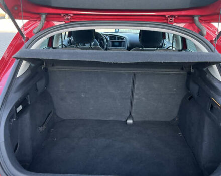 Красный Ситроен С4, объемом двигателя 1.56 л и пробегом 170 тыс. км за 6500 $, фото 7 на Automoto.ua