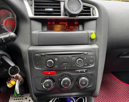 Красный Ситроен С4, объемом двигателя 1.6 л и пробегом 351 тыс. км за 6490 $, фото 16 на Automoto.ua