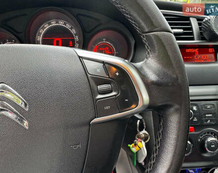 Красный Ситроен С4, объемом двигателя 1.6 л и пробегом 351 тыс. км за 6490 $, фото 15 на Automoto.ua