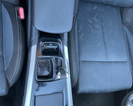 Красный Ситроен С4, объемом двигателя 1.6 л и пробегом 170 тыс. км за 6500 $, фото 11 на Automoto.ua