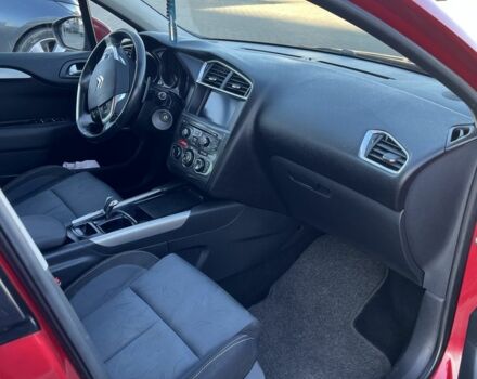 Красный Ситроен С4, объемом двигателя 1.6 л и пробегом 170 тыс. км за 6500 $, фото 9 на Automoto.ua
