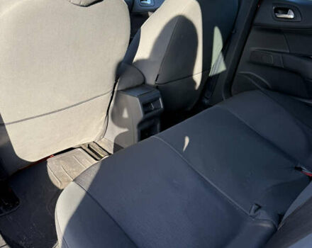 Ситроен С4 2012 в Львове на Automoto.ua Красный Ситроен С4, объемом двигателя 1.6 л и пробегом 143 тыс. км за 7400 $, фото 3 на Automoto.ua