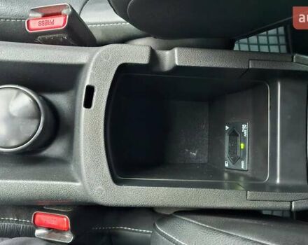 Красный Ситроен С4, объемом двигателя 1.6 л и пробегом 141 тыс. км за 8500 $, фото 16 на Automoto.ua