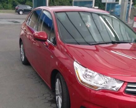 Красный Ситроен С4, объемом двигателя 1.56 л и пробегом 304 тыс. км за 8000 $, фото 3 на Automoto.ua