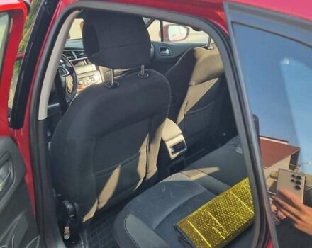 Красный Ситроен С4, объемом двигателя 1.6 л и пробегом 291 тыс. км за 7200 $, фото 13 на Automoto.ua