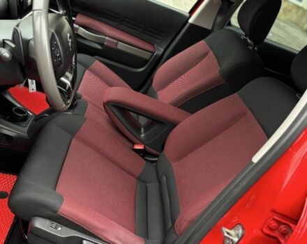 Червоний Сітроен С4, об'ємом двигуна 1.2 л та пробігом 170 тис. км за 8550 $, фото 15 на Automoto.ua