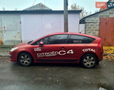 Красный Ситроен С4, объемом двигателя 1.6 л и пробегом 283 тыс. км за 3900 $, фото 2 на Automoto.ua