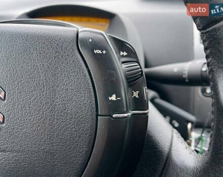 Красный Ситроен С4, объемом двигателя 1.59 л и пробегом 222 тыс. км за 5490 $, фото 21 на Automoto.ua