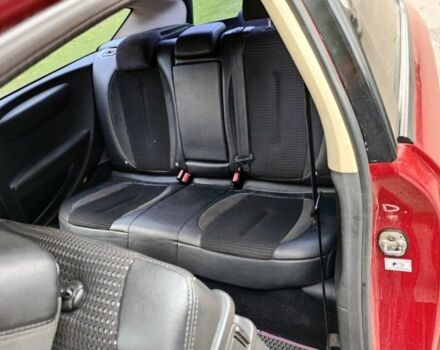 Красный Ситроен С4, объемом двигателя 2 л и пробегом 230 тыс. км за 3300 $, фото 6 на Automoto.ua