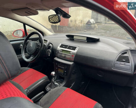 Красный Ситроен С4, объемом двигателя 1.56 л и пробегом 230 тыс. км за 2999 $, фото 9 на Automoto.ua