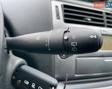 Красный Ситроен С4, объемом двигателя 1.59 л и пробегом 222 тыс. км за 5490 $, фото 20 на Automoto.ua