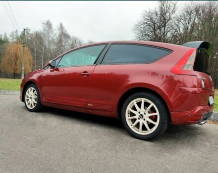 Красный Ситроен С4, объемом двигателя 2 л и пробегом 230 тыс. км за 3300 $, фото 1 на Automoto.ua