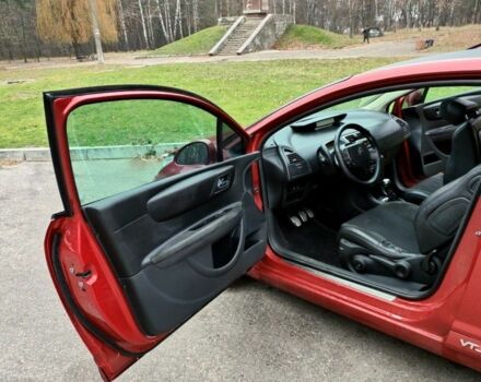 Красный Ситроен С4, объемом двигателя 2 л и пробегом 230 тыс. км за 3300 $, фото 7 на Automoto.ua