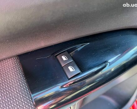 Червоний Сітроен С4, об'ємом двигуна 1.2 л та пробігом 102 тис. км за 9990 $, фото 15 на Automoto.ua