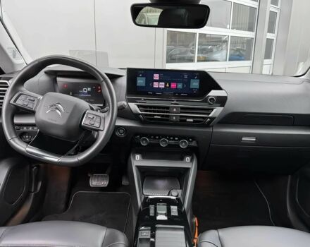 Красный Ситроен С4, объемом двигателя 0 л и пробегом 22 тыс. км за 11500 $, фото 6 на Automoto.ua