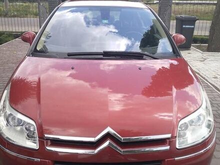 Сітроен С4 2005 у Смеле на Automoto.ua Червоний Сітроен С4, об'ємом двигуна 2 л та пробігом 232 тис. км за 5500 $, фото 1 на Automoto.ua