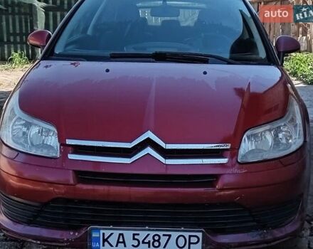 Красный Ситроен С4, объемом двигателя 1.59 л и пробегом 285 тыс. км за 3000 $, фото 1 на Automoto.ua