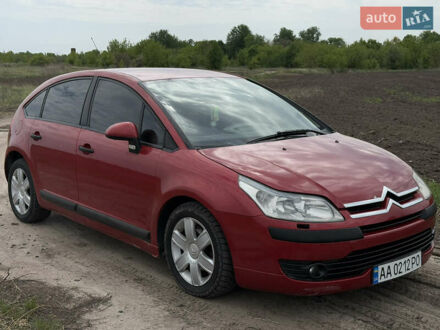 Ситроен С4 2006 в Прилуках на Automoto.ua Красный Ситроен С4, объемом двигателя 1.59 л и пробегом 157 тыс. км за 3500 $, фото 1 на Automoto.ua