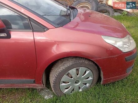 Сітроен С4 2006 у Черкасах на Automoto.ua Червоний Сітроен С4, об'ємом двигуна 1.6 л та пробігом 180 тис. км за 3000 $, фото 1 на Automoto.ua