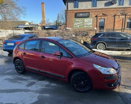 Красный Ситроен С4, объемом двигателя 1.4 л и пробегом 185 тыс. км за 3100 $, фото 1 на Automoto.ua