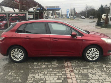 Ситроен С4 2011 в Ивано-Франковске на Automoto.ua Красный Ситроен С4, объемом двигателя 2 л и пробегом 285 тыс. км за 8000 $, фото 1 на Automoto.ua