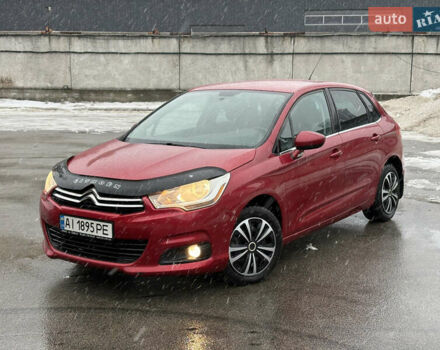 Красный Ситроен С4, объемом двигателя 1.6 л и пробегом 136 тыс. км за 5900 $, фото 1 на Automoto.ua