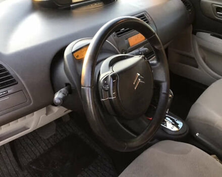 Ситроен С4, объемом двигателя 1.6 л и пробегом 213 тыс. км за 4400 $, фото 20 на Automoto.ua