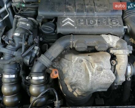 Сітроен С4, об'ємом двигуна 1.6 л та пробігом 281 тис. км за 4200 $, фото 13 на Automoto.ua