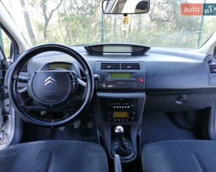 Сітроен С4, об'ємом двигуна 1.6 л та пробігом 281 тис. км за 4200 $, фото 9 на Automoto.ua