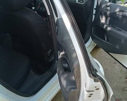 Ситроен С4, объемом двигателя 1.6 л и пробегом 230 тыс. км за 6100 $, фото 7 на Automoto.ua