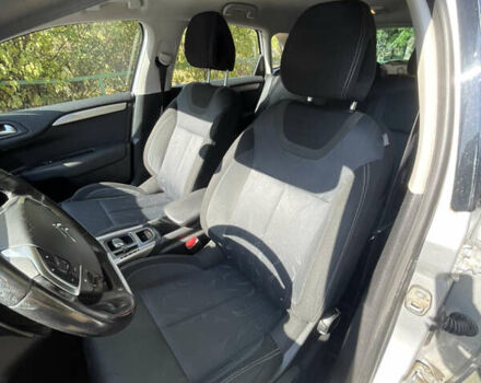 Ситроен С4, объемом двигателя 1.6 л и пробегом 236 тыс. км за 7800 $, фото 4 на Automoto.ua