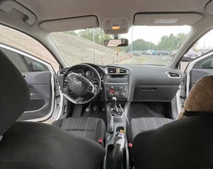 Ситроен С4, объемом двигателя 1.59 л и пробегом 287 тыс. км за 5200 $, фото 13 на Automoto.ua