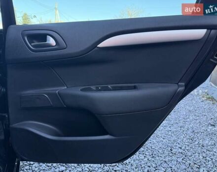 Сітроен С4, об'ємом двигуна 1.4 л та пробігом 288 тис. км за 6000 $, фото 7 на Automoto.ua