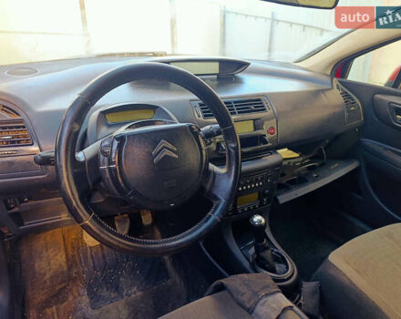 Ситроен С4, объемом двигателя 1.6 л и пробегом 250 тыс. км за 2200 $, фото 3 на Automoto.ua
