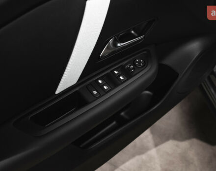 Сітроен С4, об'ємом двигуна 1.2 л та пробігом 0 тис. км за 26359 $, фото 11 на Automoto.ua