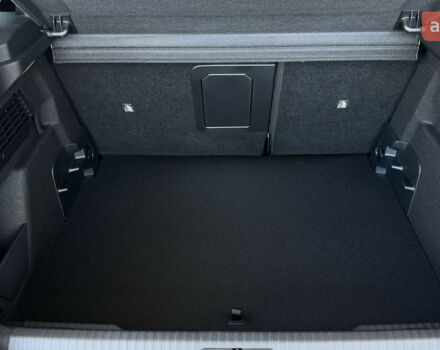 Сітроен С4, об'ємом двигуна 1.2 л та пробігом 0 тис. км за 28401 $, фото 46 на Automoto.ua