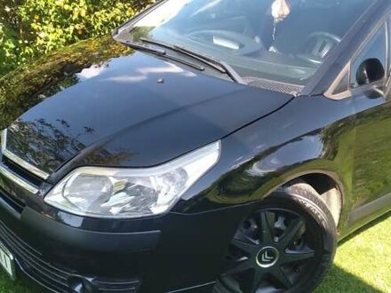 Ситроен С4, объемом двигателя 1.6 л и пробегом 270 тыс. км за 4300 $, фото 1 на Automoto.ua