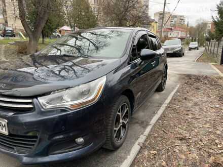 Сітроен С4, об'ємом двигуна 1.56 л та пробігом 200 тис. км за 8000 $, фото 1 на Automoto.ua