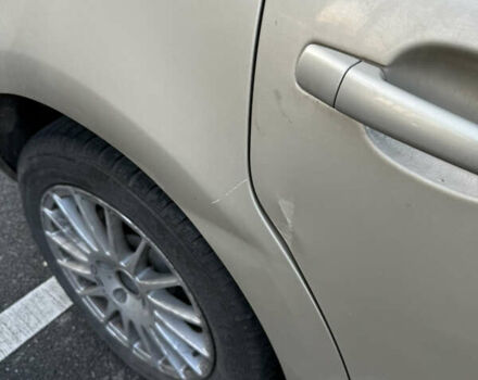 Жовтий Сітроен С4, об'ємом двигуна 1.6 л та пробігом 210 тис. км за 4000 $, фото 8 на Automoto.ua