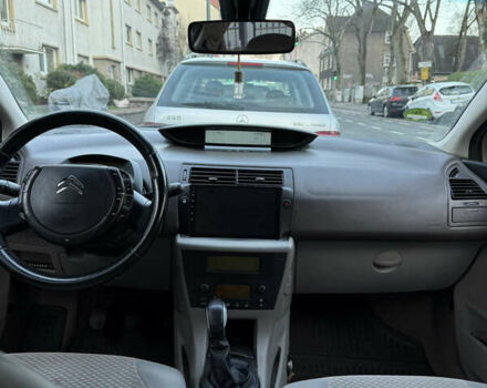 Жовтий Сітроен С4, об'ємом двигуна 1.6 л та пробігом 210 тис. км за 4000 $, фото 5 на Automoto.ua