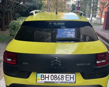 Желтый Ситроен С4, объемом двигателя 1.6 л и пробегом 59 тыс. км за 12000 $, фото 1 на Automoto.ua