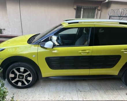 Желтый Ситроен С4, объемом двигателя 1.6 л и пробегом 59 тыс. км за 12000 $, фото 3 на Automoto.ua