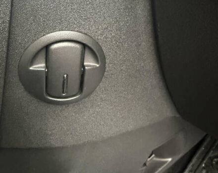 Жовтий Сітроен С4, об'ємом двигуна 1.59 л та пробігом 193 тис. км за 3700 $, фото 29 на Automoto.ua