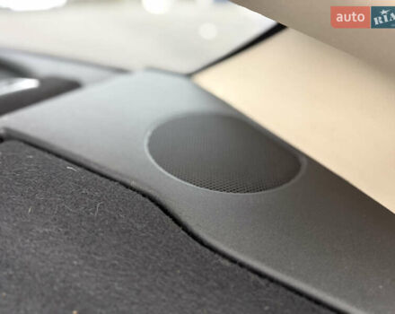 Жовтий Сітроен С4, об'ємом двигуна 1.59 л та пробігом 193 тис. км за 3700 $, фото 26 на Automoto.ua