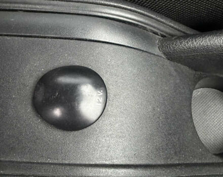 Жовтий Сітроен С4, об'ємом двигуна 1.59 л та пробігом 193 тис. км за 3700 $, фото 30 на Automoto.ua