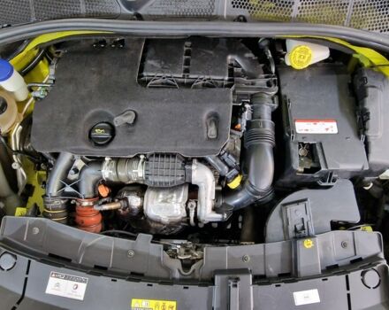 Желтый Ситроен С4, объемом двигателя 1.6 л и пробегом 57 тыс. км за 14000 $, фото 6 на Automoto.ua