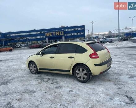 Желтый Ситроен С4, объемом двигателя 1.6 л и пробегом 196 тыс. км за 3000 $, фото 1 на Automoto.ua