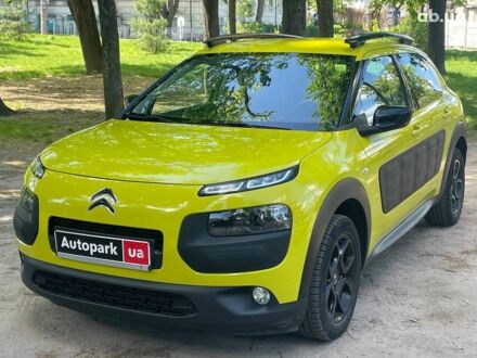 Сітроен С4 2015 у Києві на Automoto.ua Жовтий Сітроен С4, об'ємом двигуна 1.2 л та пробігом 143 тис. км за 10890 $, фото 1 на Automoto.ua